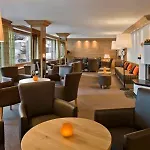Hotell Hotel Holiday 3*