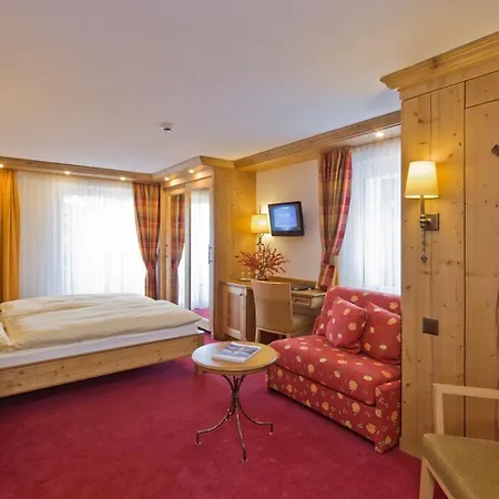 Hotel Holiday Hotel