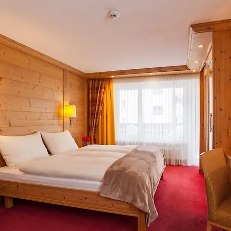 Hotel Holiday Hotel 3*