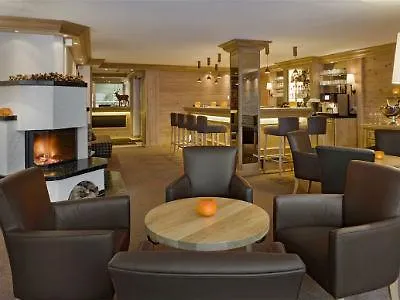 Hotel Holiday 3*