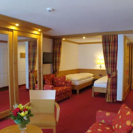 Hotel Holiday Ξενοδοχείο Ζερμάτ