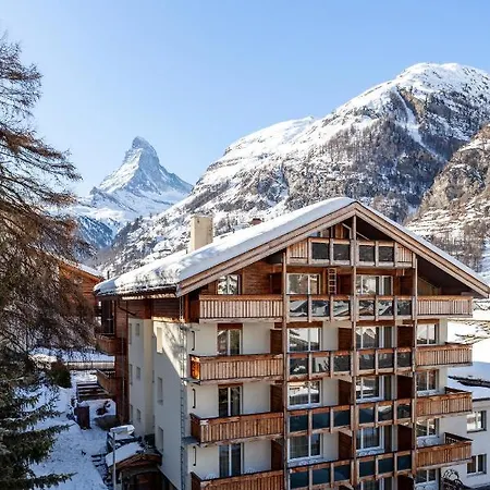 Hotel Holiday 3* Zermatt