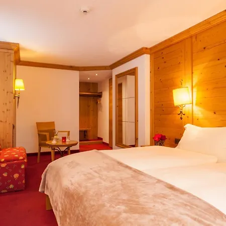 Hotel Holiday Ζερμάτ