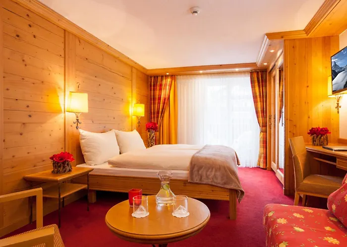 Hotel Holiday Ξενοδοχείο 3*