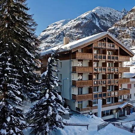 Hotel Holiday Hotel 3*