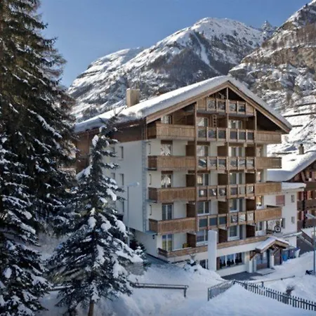 Hotel Hotel Holiday 3*